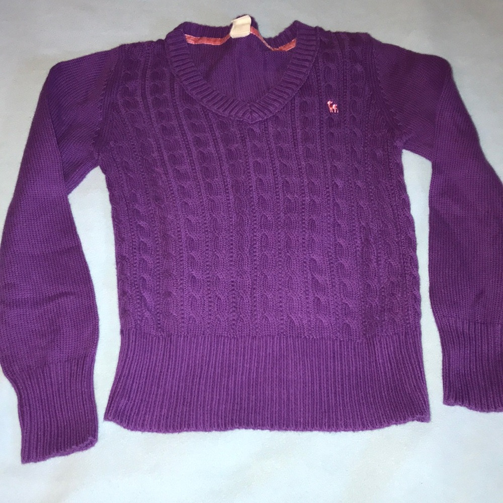Girls sweater